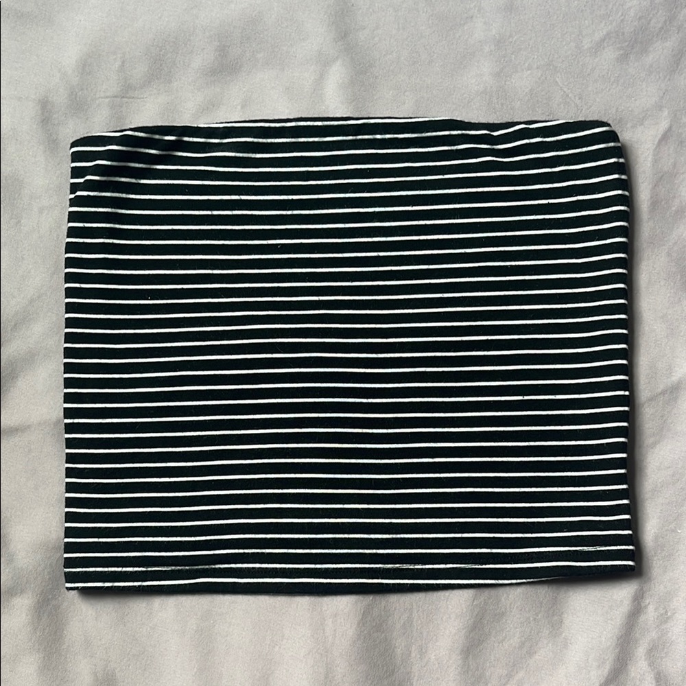 Striped Black and White Women's Tube Top (strapless)